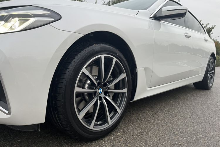 Used BMW 6 Series GT 2022 630i Luxury Design Package Exterior 4