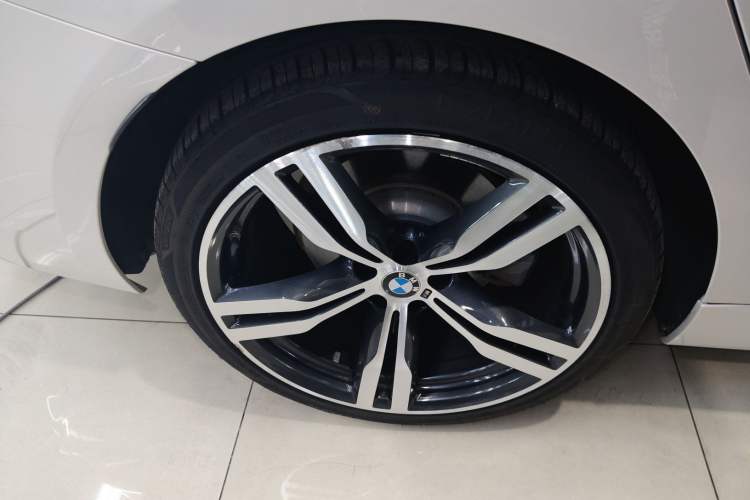 Used BMW 6 Series GT 2022 630i M Sport Package Exterior 5