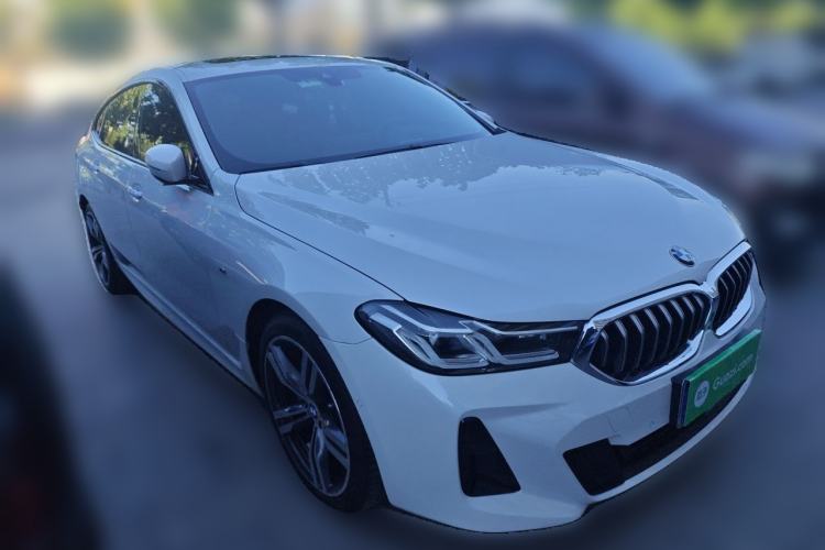 Used BMW 6 Series GT 2022 630i M Sport Package Front Right 45 Deg