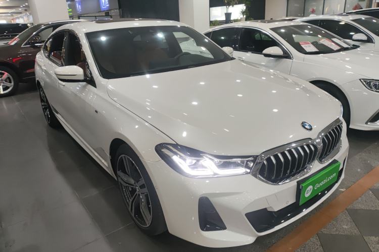 Used BMW 6 Series GT 2022 630i M Sport Package Front Right 45 Deg