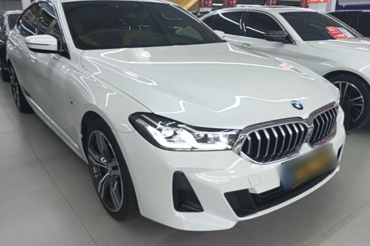 Used BMW 6 Series GT 2022 630i M Sport Package Front Right 45 Deg