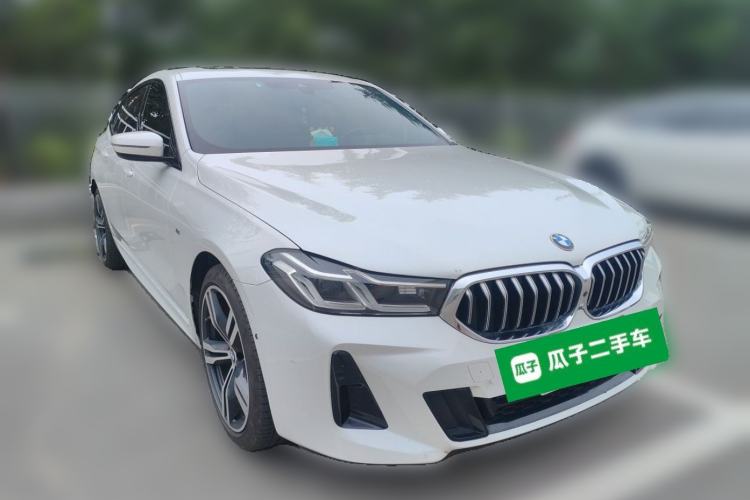 Used BMW 6 Series GT 2022 630i M Sport Package Front Right 45 Deg
