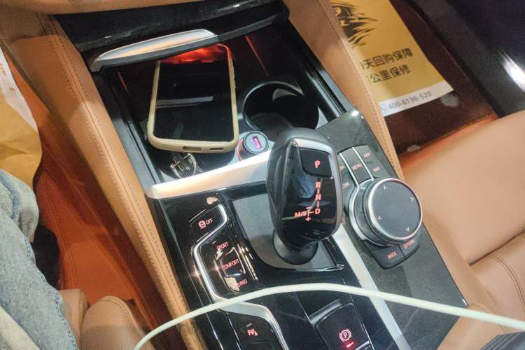 Used BMW 6 Series GT 2022 630i M Sport Package Gear Lever