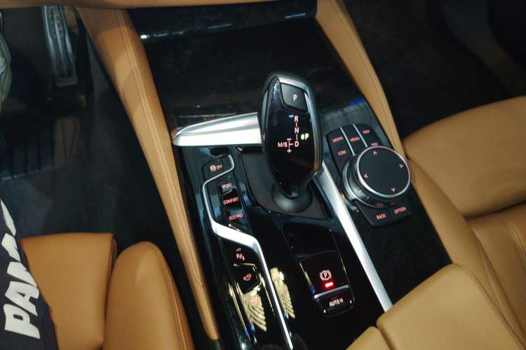 Used BMW 6 Series GT 2022 630i M Sport Package Gear Lever