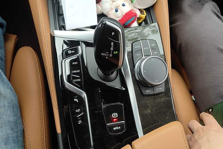 Used BMW 6 Series GT 2022 630i M Sport Package Gear Lever
