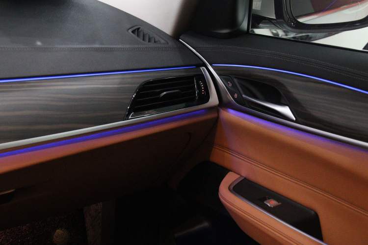 Used BMW 6 Series GT 2022 630i Luxury Design Package Interior 11