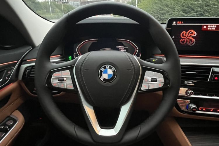 Used BMW 6 Series GT 2022 630i Luxury Design Package Interior 3