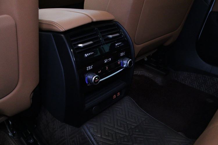 Used BMW 6 Series GT 2022 630i Luxury Design Package Interior 5