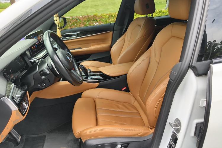 Used BMW 6 Series GT 2022 630i M Sport Package Left Front Seat