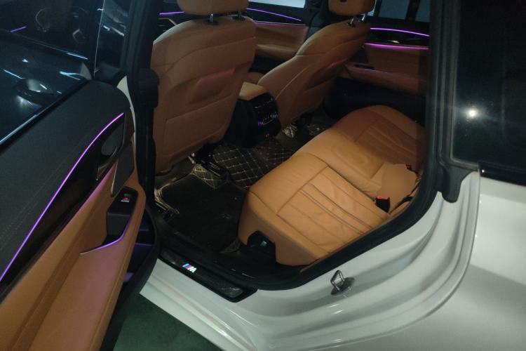 Used BMW 6 Series GT 2022 630i M Sport Package Left Rear Seat