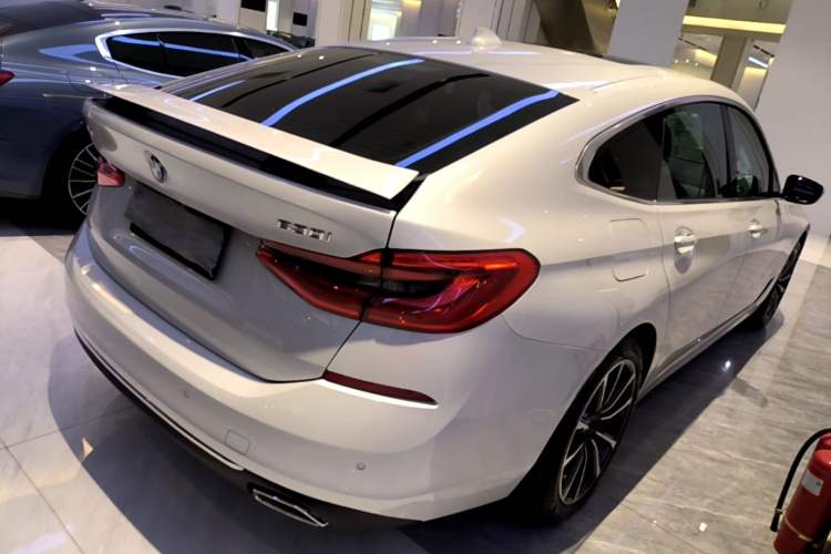 Used BMW 6 Series GT 2022 630i Luxury Design Package Rear Right 45 Deg