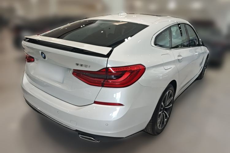 Used BMW 6 Series GT 2022 630i Luxury Design Package Rear Right 45 Deg