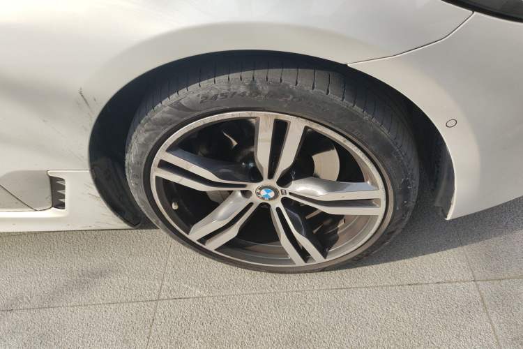Used BMW 6 Series GT 2022 630i M Sport Package Right Front Wheel Hub