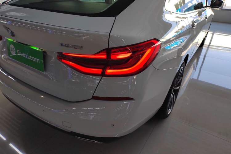 Used BMW 6 Series GT 2022 630i Luxury Design Package Right Rear Taillight