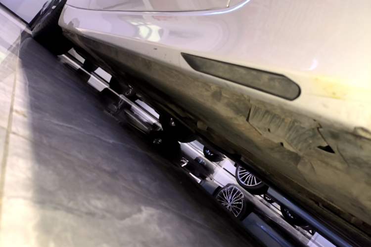 Used BMW 6 Series GT 2022 630i Luxury Design Package Right Side Sill