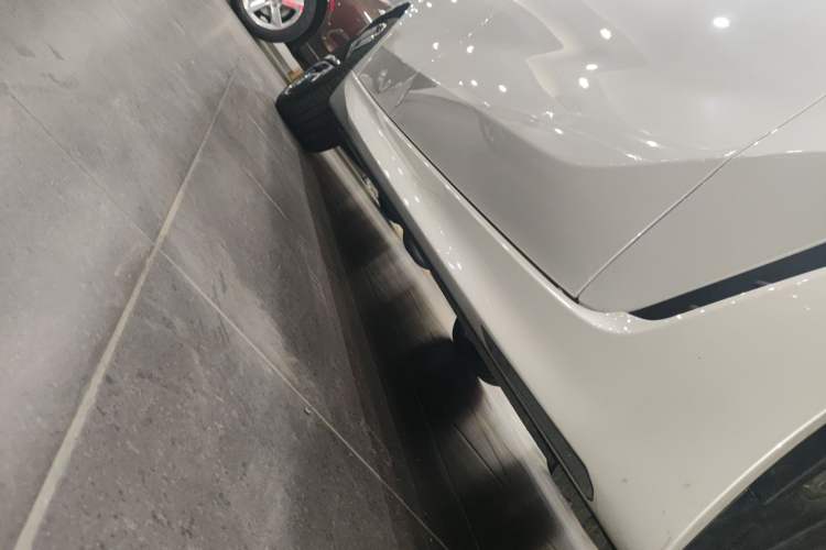 Used BMW 6 Series GT 2022 630i M Sport Package Right Side Sill