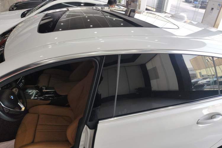 Used BMW 6 Series GT 2022 630i Luxury Design Package Roof