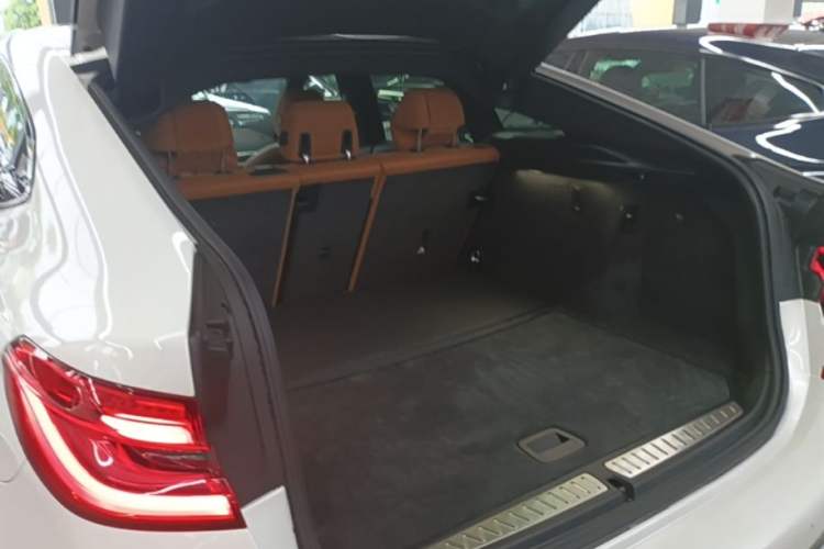 Used BMW 6 Series GT 2022 630i M Sport Package Trunk