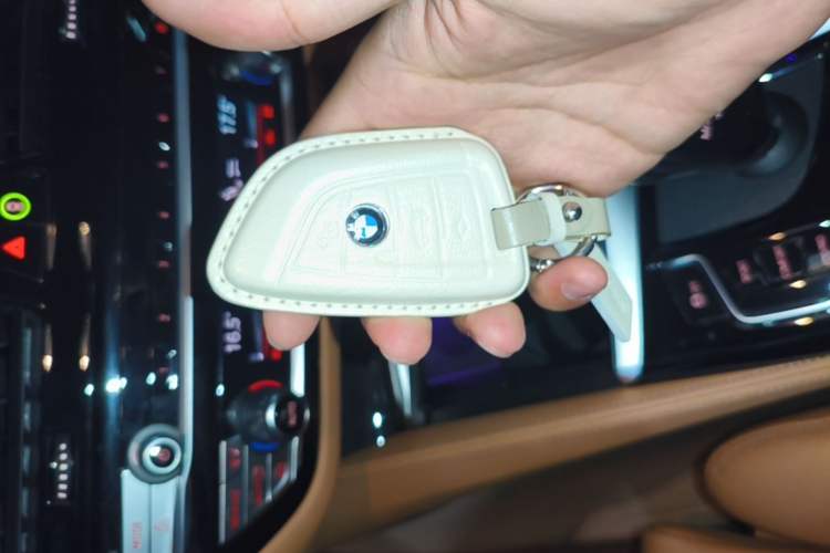 Used BMW 6 Series GT 2022 630i M Sport Package Vehicle Key