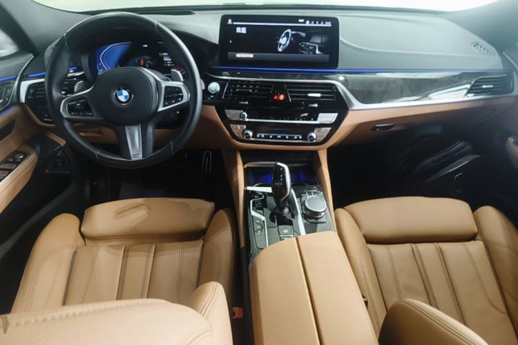 Used BMW 6 Series GT 2024 630i M Sport Luxury Package Center Console