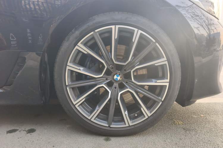 Used BMW 6 Series GT 2024 630i M Sport Luxury Package Exterior 7