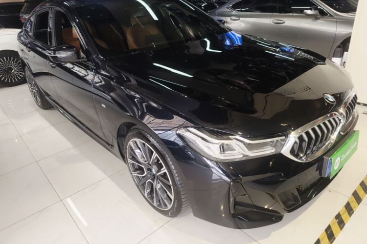 Used BMW 6 Series GT 2024 630i M Sport Luxury Package Front Right 45 Deg
