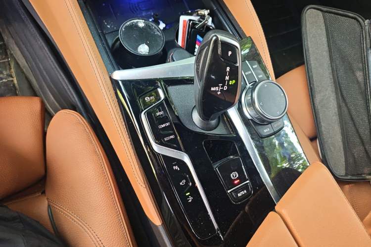 Used BMW 6 Series GT 2024 630i M Sport Luxury Package Gear Lever