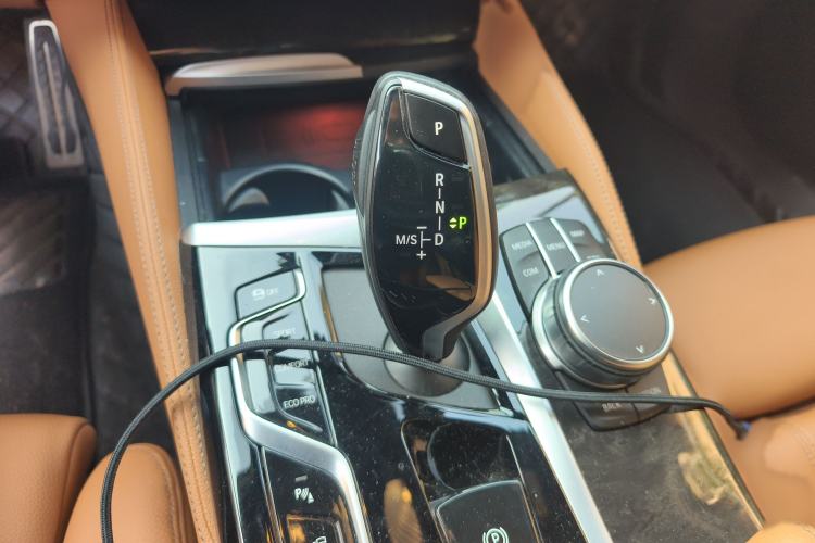 Used BMW 6 Series GT 2024 630i M Sport Luxury Package Gear Lever