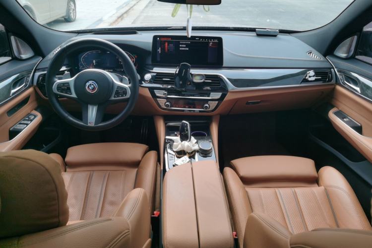 Used BMW 6 Series GT 2024 630i M Sport Luxury Package Interior 2