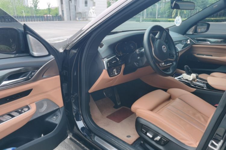 Used BMW 6 Series GT 2024 630i M Sport Luxury Package Interior 3