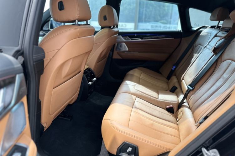 Used BMW 6 Series GT 2024 630i M Sport Luxury Package Interior 5