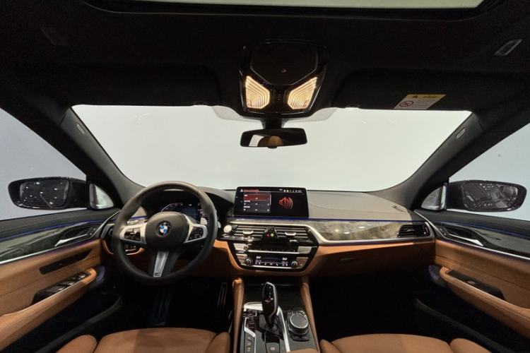 Used BMW 6 Series GT 2024 630i M Sport Luxury Package Interior 8