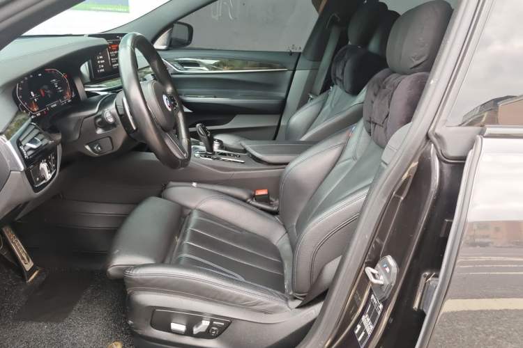 Used BMW 6 Series GT 2024 630i M Sport Luxury Package Left Front Seat