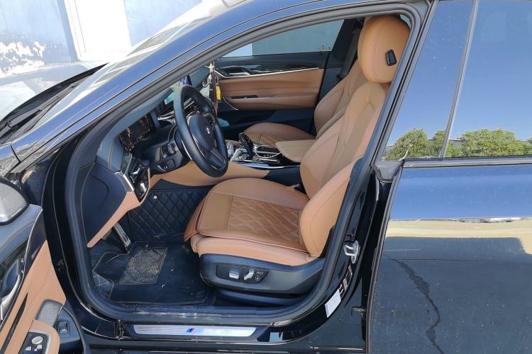Used BMW 6 Series GT 2024 630i M Sport Luxury Package Left Front Seat
