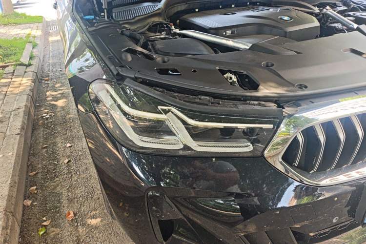 Used BMW 6 Series GT 2024 630i M Sport Luxury Package Right Front Headlight