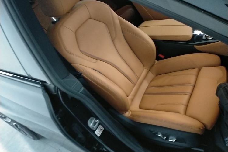 Used BMW 6 Series GT 2024 630i M Sport Luxury Package Right Front Seat