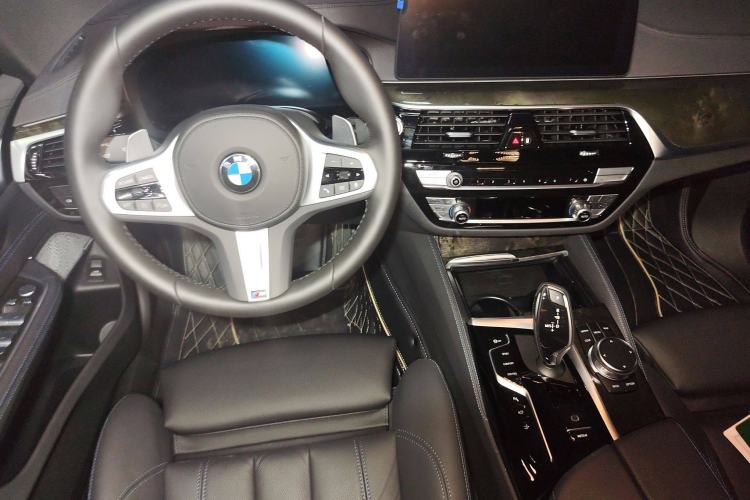Used BMW 6 Series GT 2024 630i M Sport Luxury Package Center Console