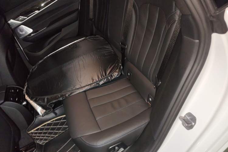 Used BMW 6 Series GT 2024 630i M Sport Luxury Package Left Rear Seat