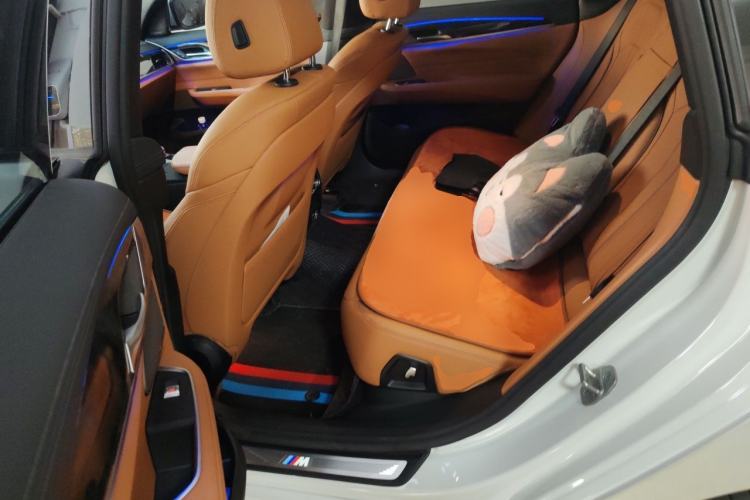 Used BMW 6 Series GT 2024 630i M Sport Luxury Package Left Rear Seat