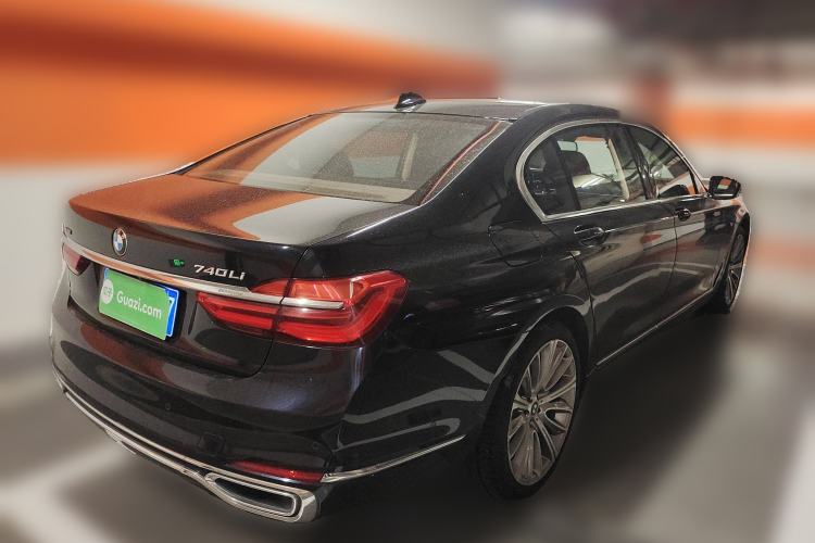 Used BMW 7 Series 2017 740Li xDrive Personalized Custom Edition Exterior 5