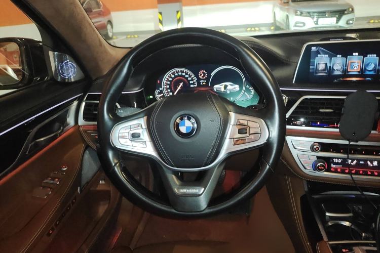 Used BMW 7 Series 2017 740Li xDrive Personalized Custom Edition Steering Wheel