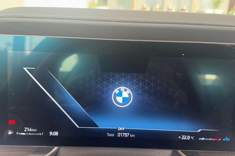Used BMW 7 Series 2023 740Li Leading Model M Sport Package Odometer Close Up