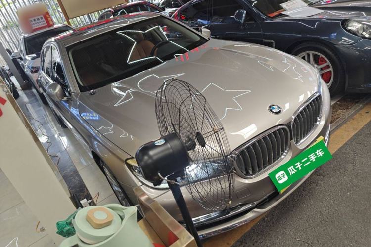 Used BMW 7 Series 2018 730Li Leading Model Excellence Package Exterior 2