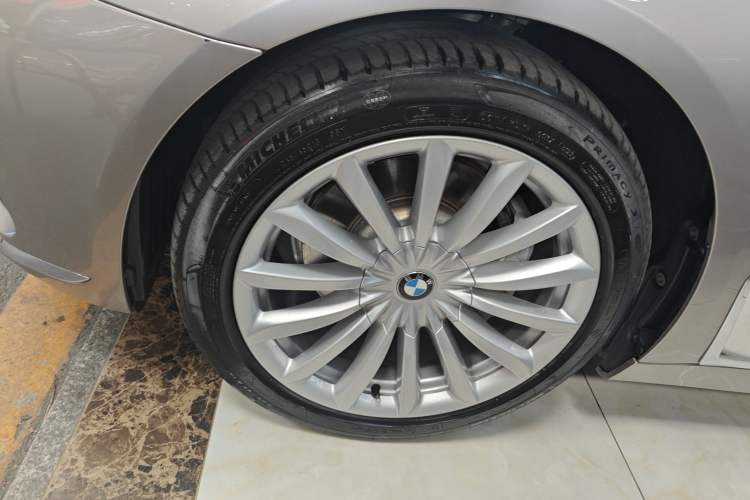 Used BMW 7 Series 2018 730Li Leading Model Excellence Package Exterior 7