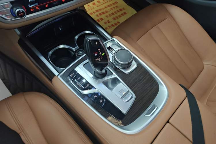 Used BMW 7 Series 2018 730Li Leading Model Excellence Package Gear Lever