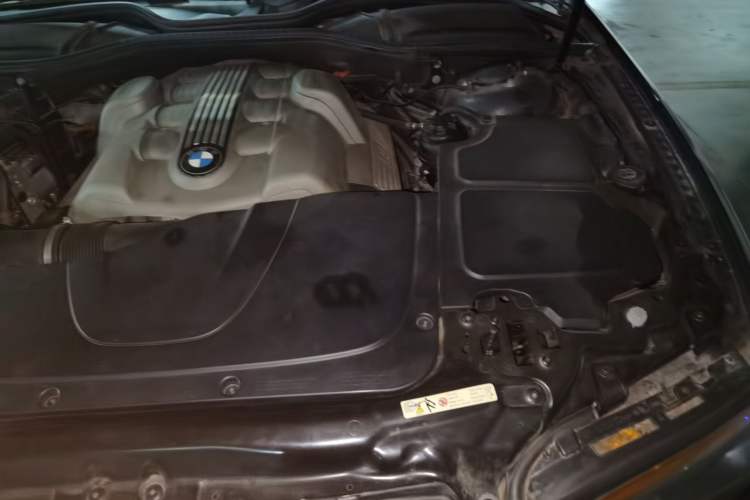 Used BMW 7 Series  Engine Bay Left