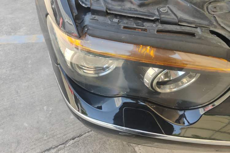 Used BMW 7 Series 2004 730Li Right Front Headlight