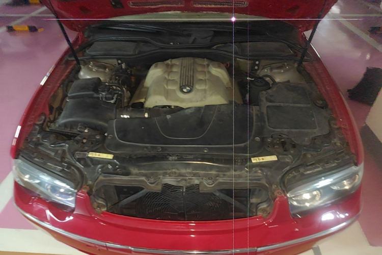 Used BMW 7 Series 2004 745Li Engine Bay