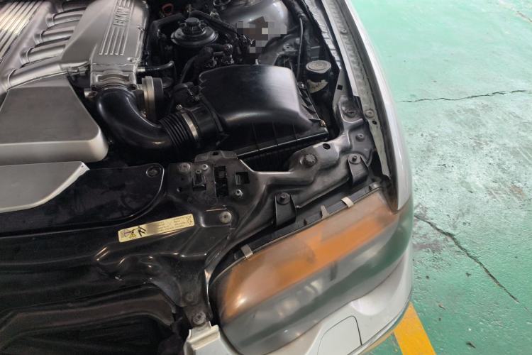 Used BMW 7 Series 2004 760Li Engine Bay Left