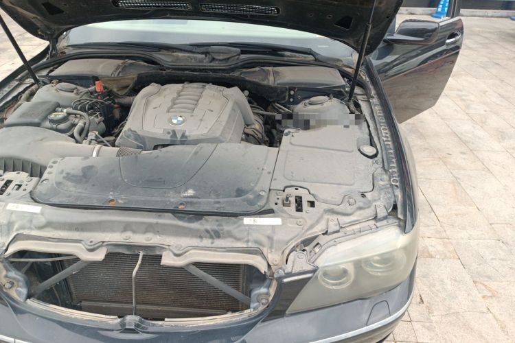 Used BMW 7 Series 2005 740Li Engine Bay Left